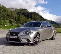 wtryskiwacze Lexus IS